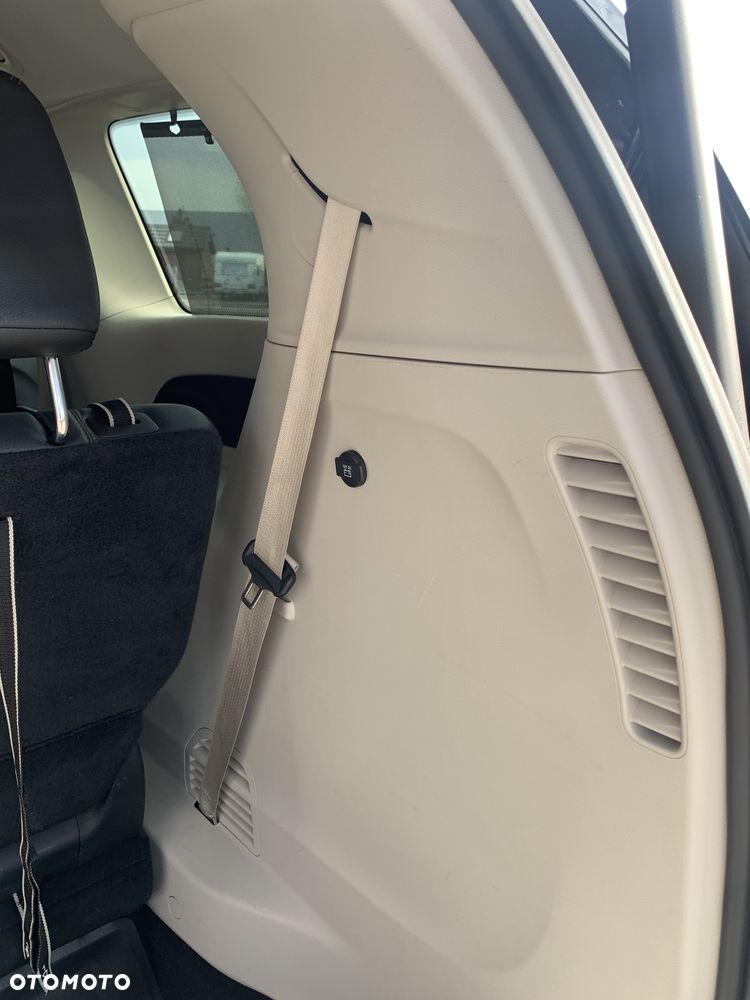 Chrysler Pacifica - 36