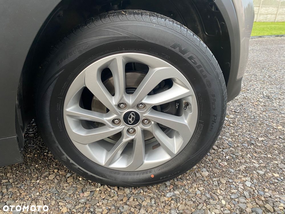 Hyundai Tucson blue 1.6 GDi 2WD Navi - 12