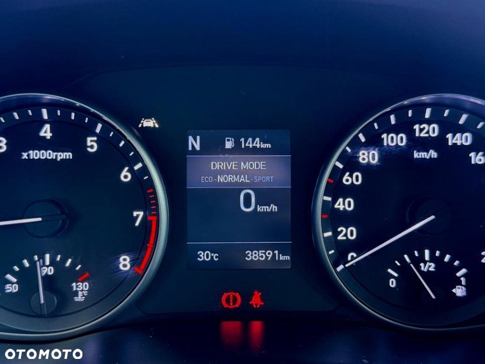 Hyundai i30 - 24