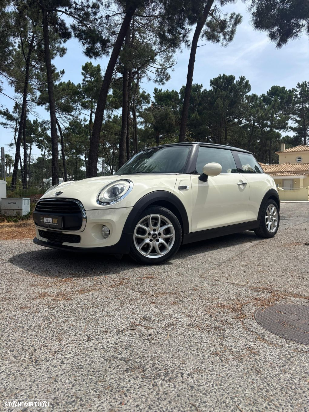 MINI 3 Portas One - 2