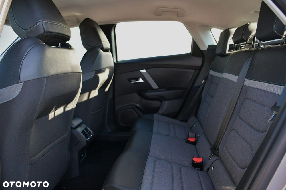 Citroën C4 1.2 PureTech Shine S&S - 19