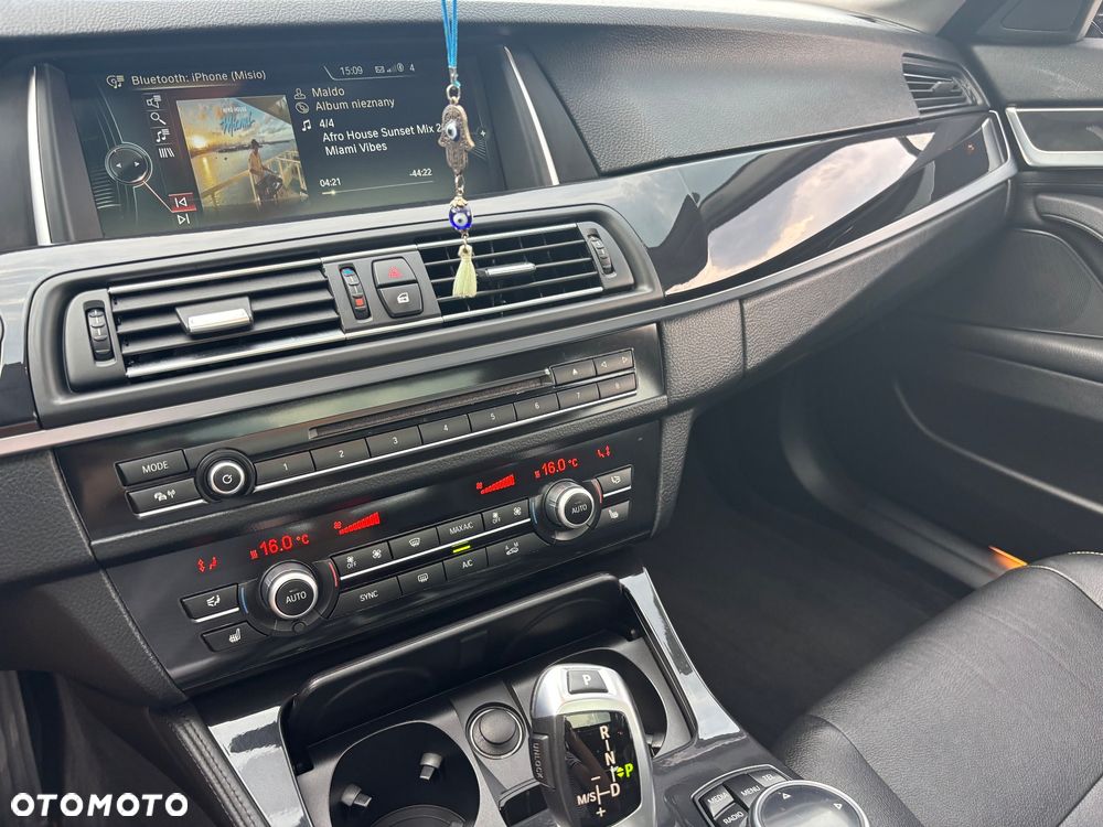 BMW Seria 5 520d Luxury Line - 31