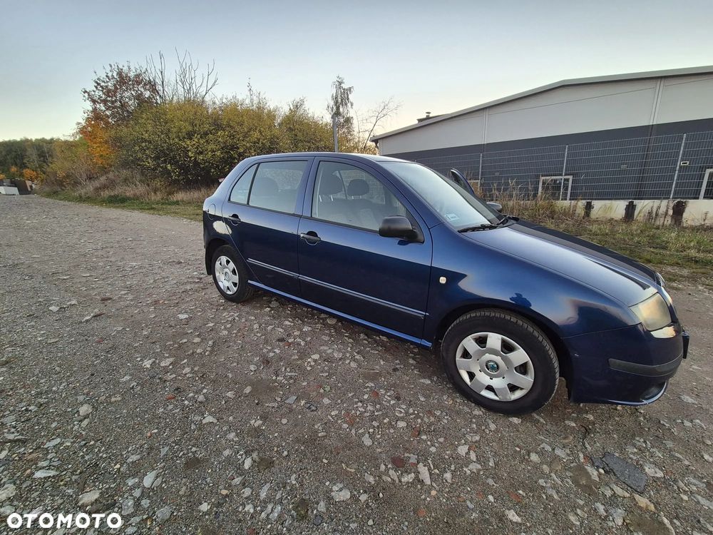 Skoda Fabia 2007 photo 4