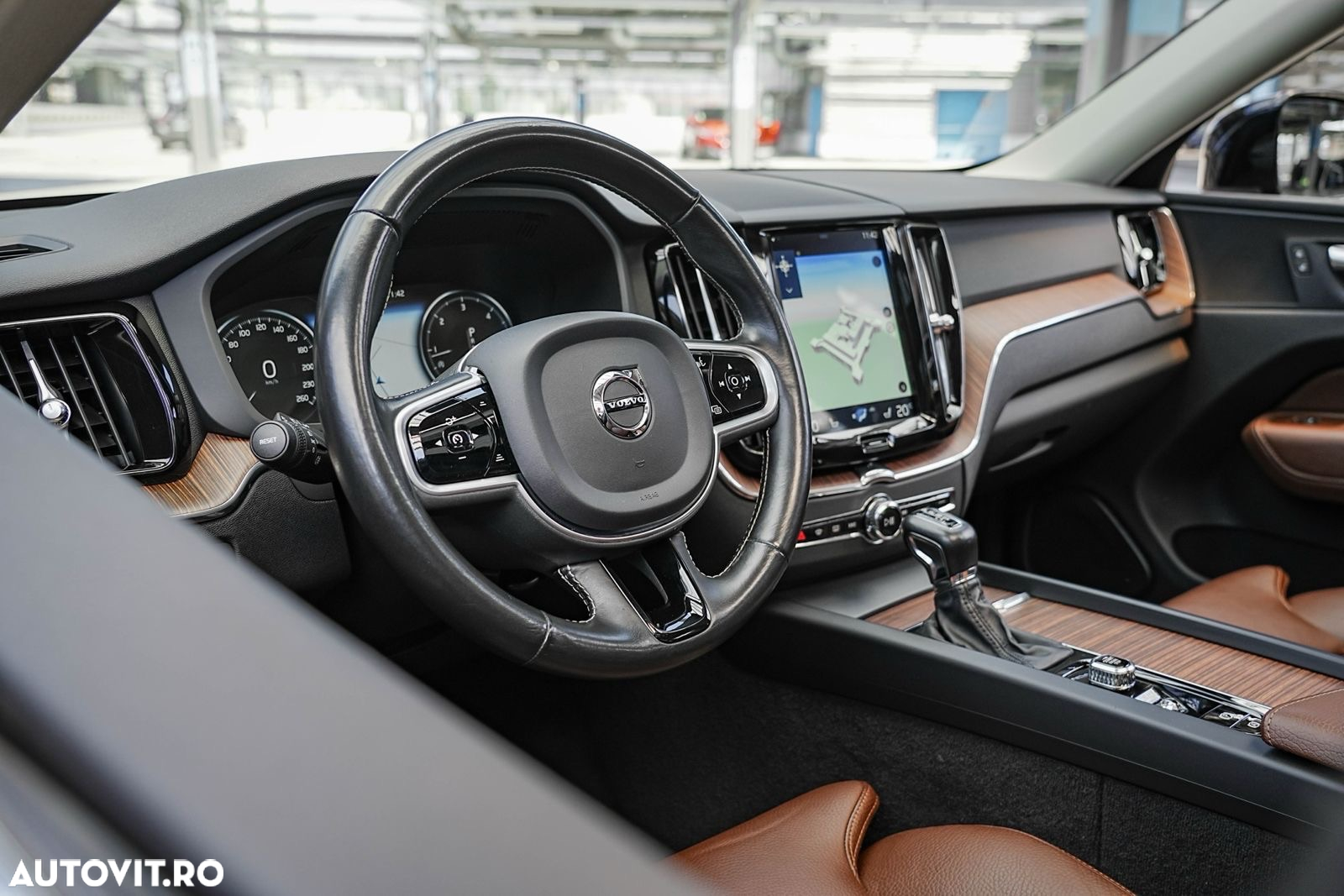Volvo XC 60 D4 Geartronic Momentum - 14