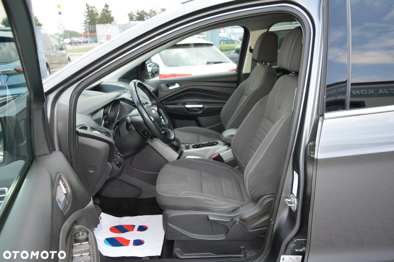 Ford Kuga - 17