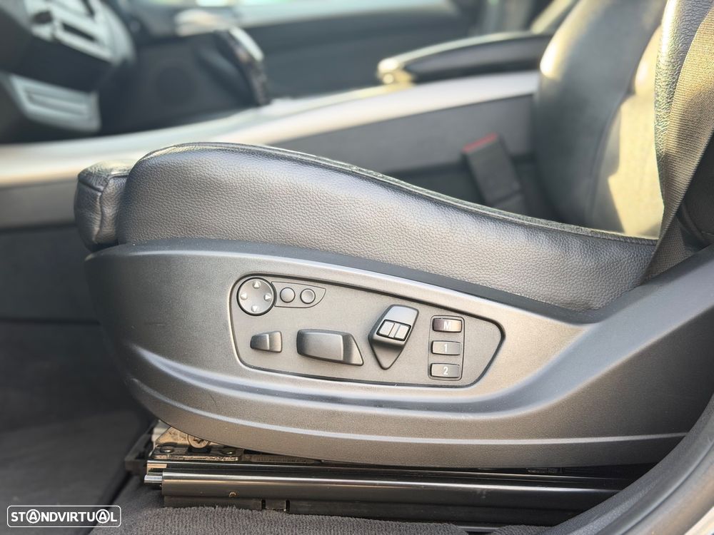 BMW X5 40 d xDrive Pack M - 17