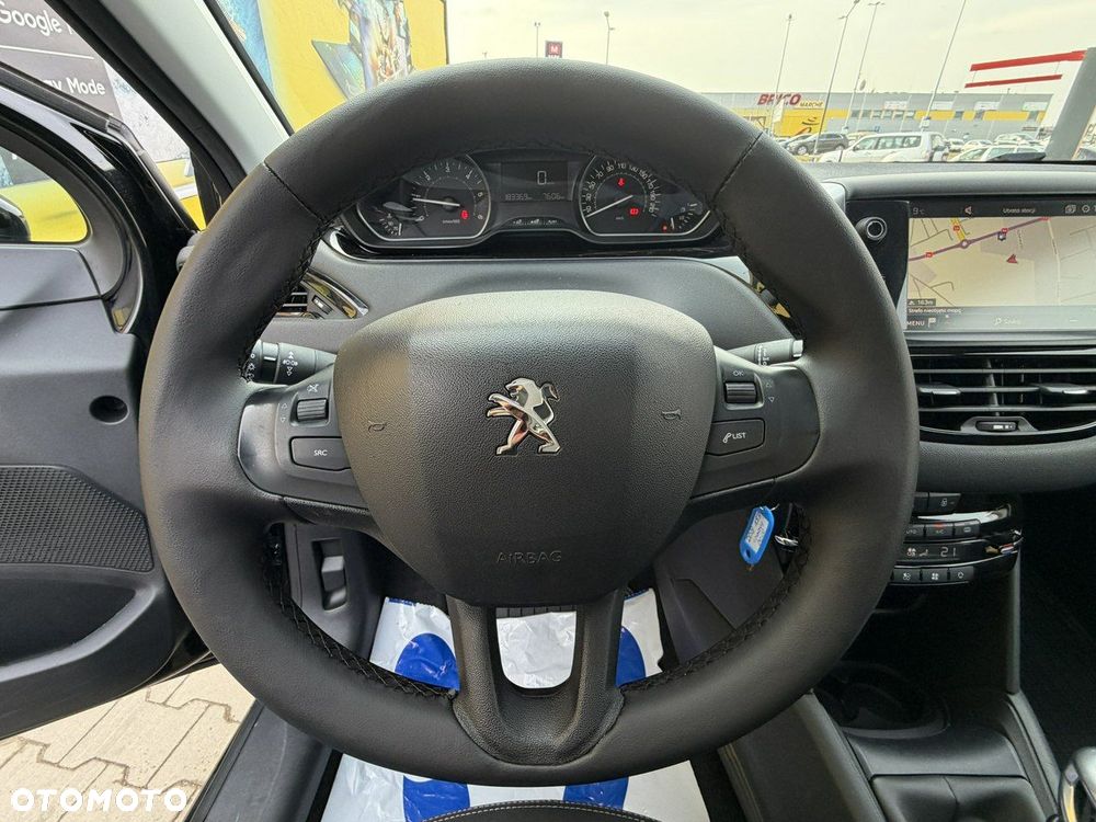 Peugeot 208 BlueHDi 100 Active - 21