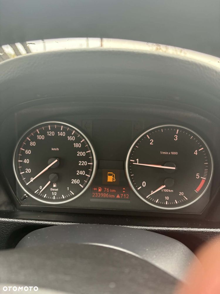 BMW X1 xDrive18d - 6