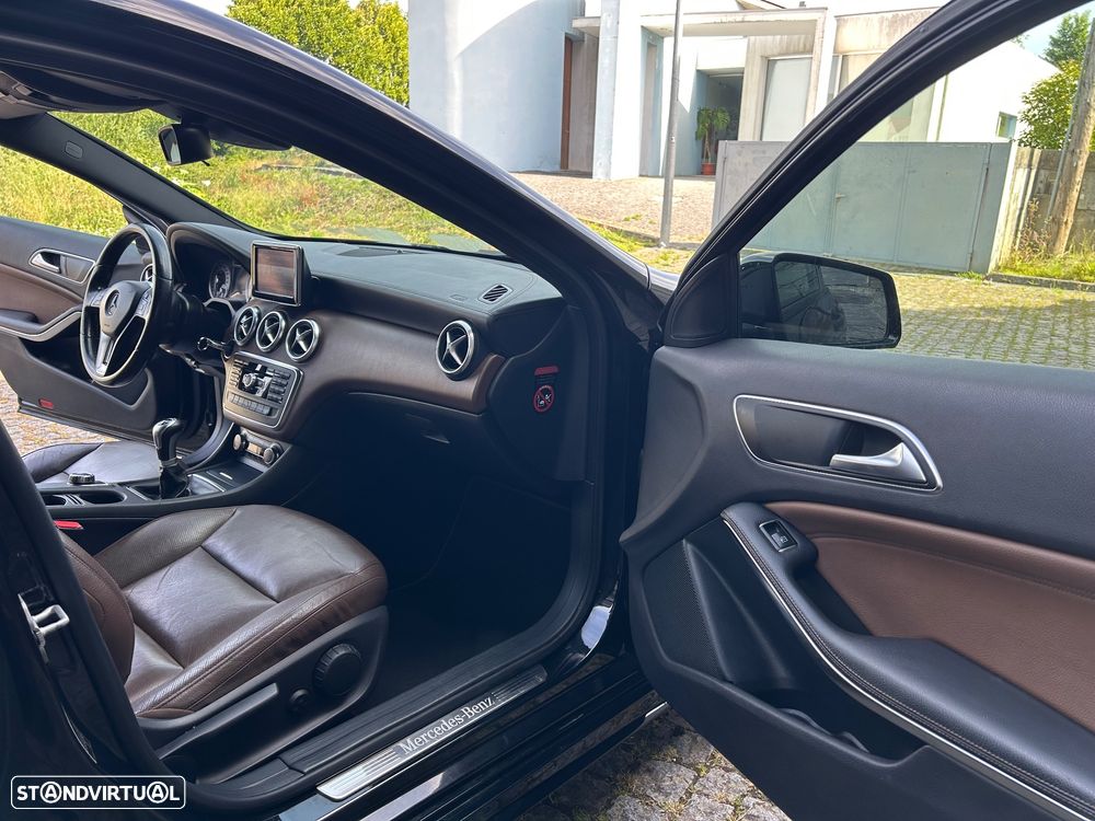 Mercedes-Benz A 200 CDI (BlueEFFICIENCY) AMG Sport - 17