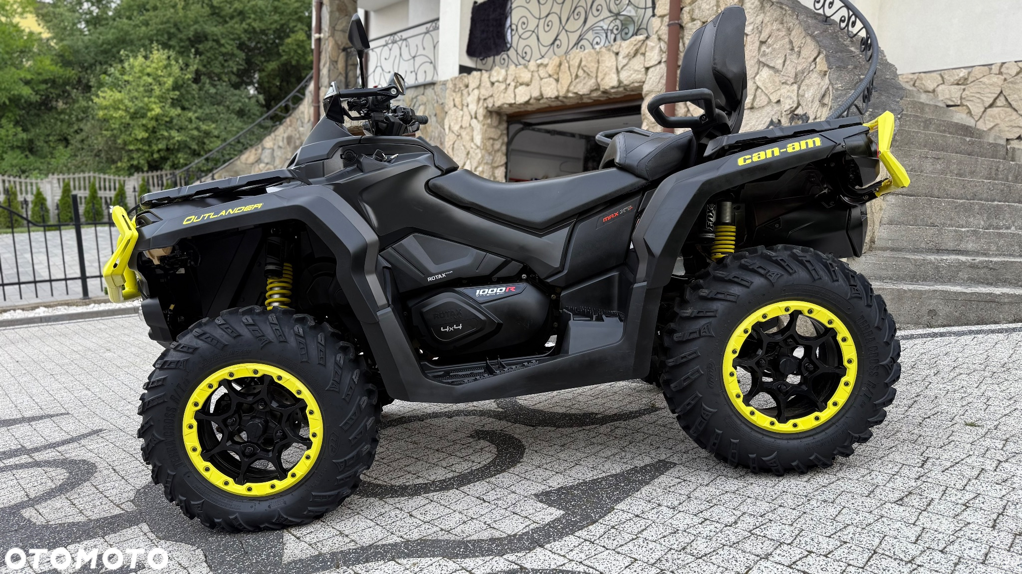 Can-Am Outlander Max