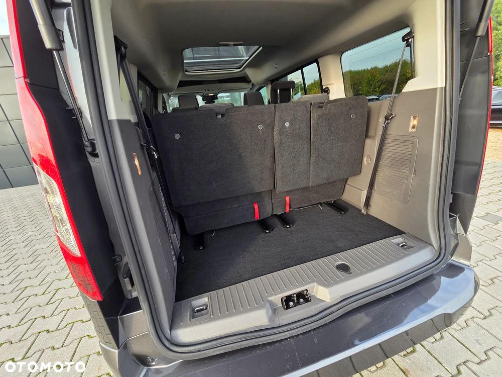 Ford Tourneo Connect 1.5 EcoBlue Titanium PowerShift - 30
