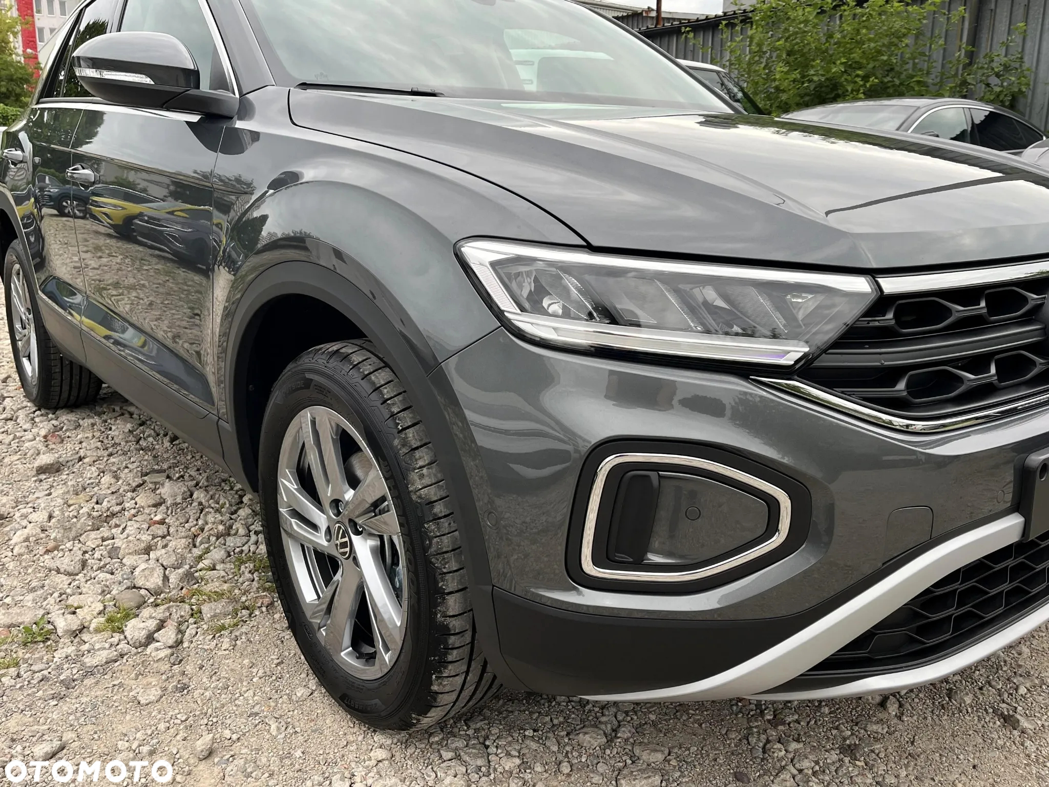 Volkswagen T-Roc 1.5 TSI Life Plus DSG - 38