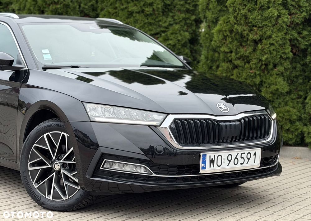 Skoda Octavia 2.0 TDI Sportline DSG - 2