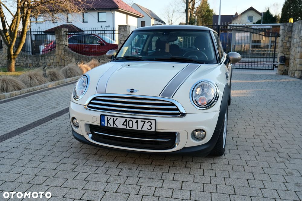 MINI Cooper Standard - 4