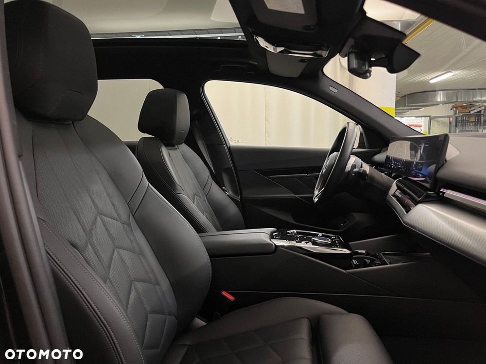 BMW Seria 5 520d mHEV M Sport - 40