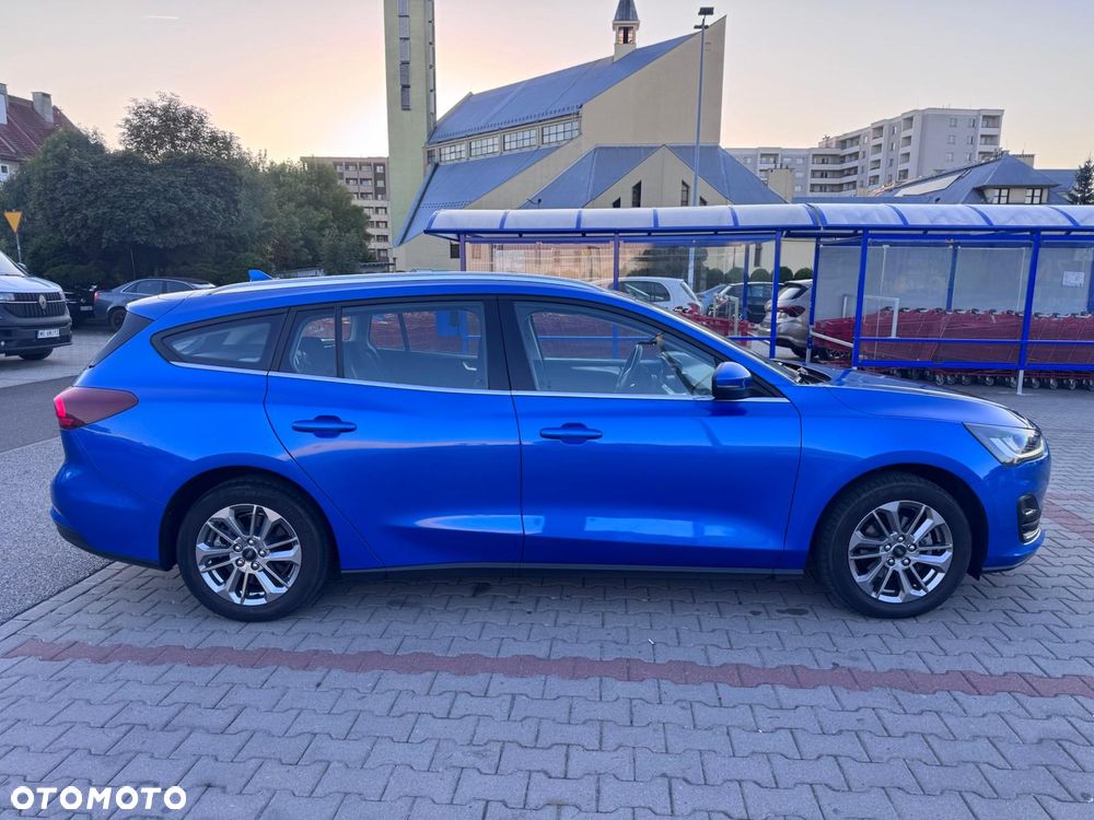 Ford Focus 2023 photo 4