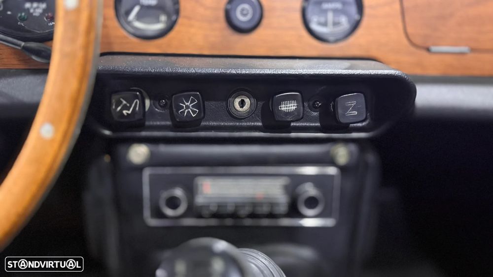 Triumph TR5 - 24