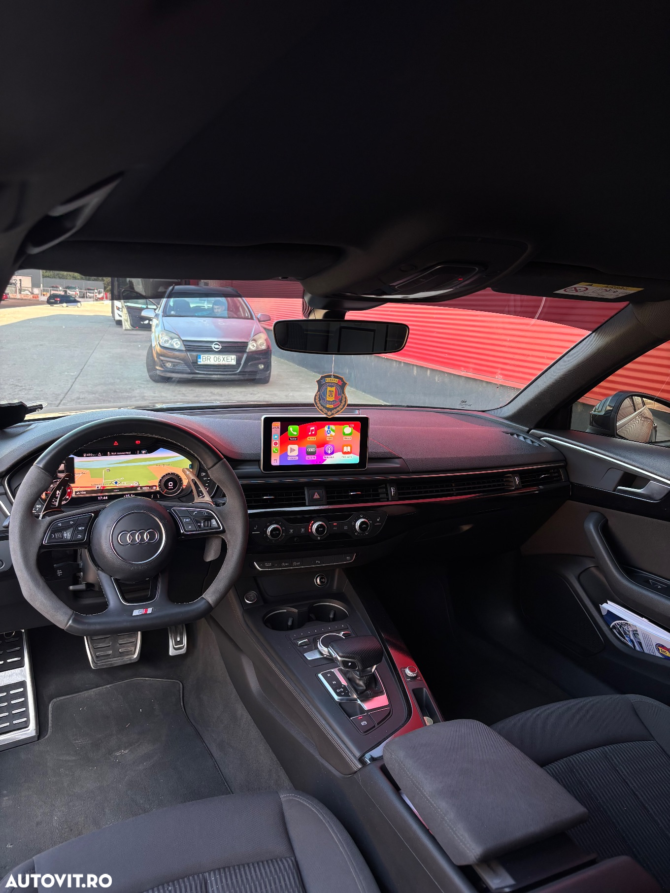 Audi A4 Avant 2.0 TDI S tronic Design - 9