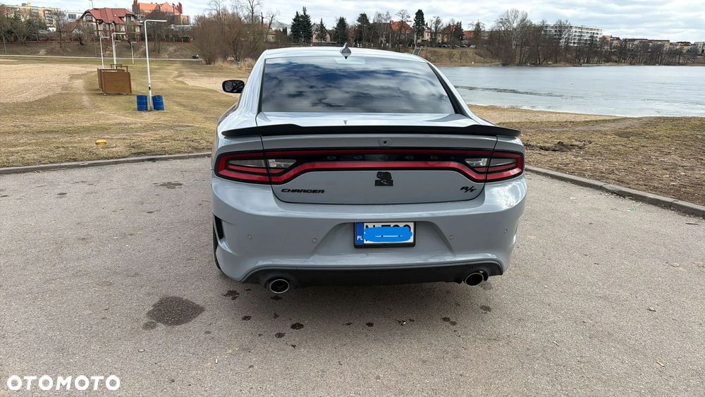 Dodge Charger 5.7 R/T - 11