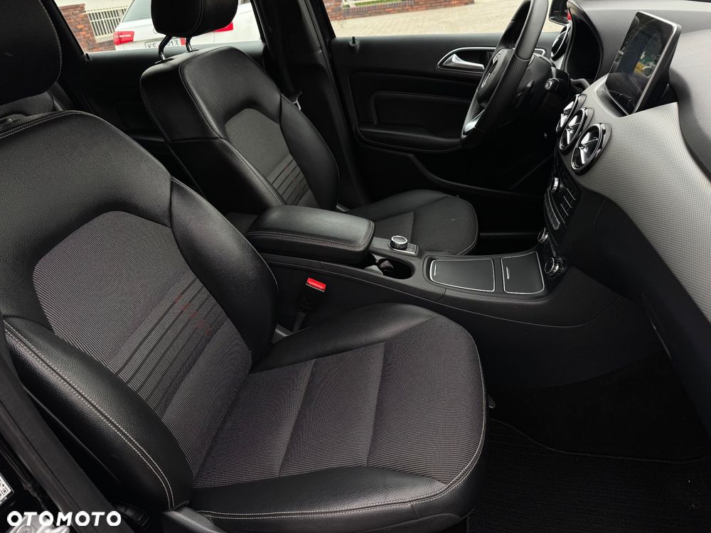Mercedes-Benz Klasa B 200 CDI (BlueEFFICIENCY) 7G-DCT - 15