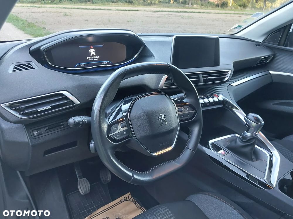 Peugeot 3008 - 14