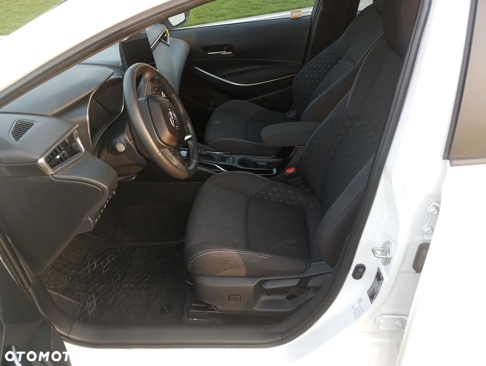 Toyota Corolla 1.8 Hybrid Comfort - 9