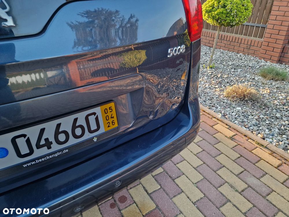 Peugeot 5008 HDI 160 Automatik Allure - 25