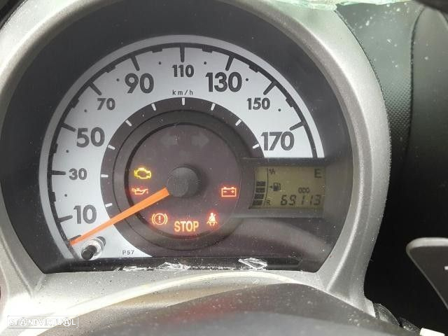 Peças Peugeot 107 1.0i 2013 - 9