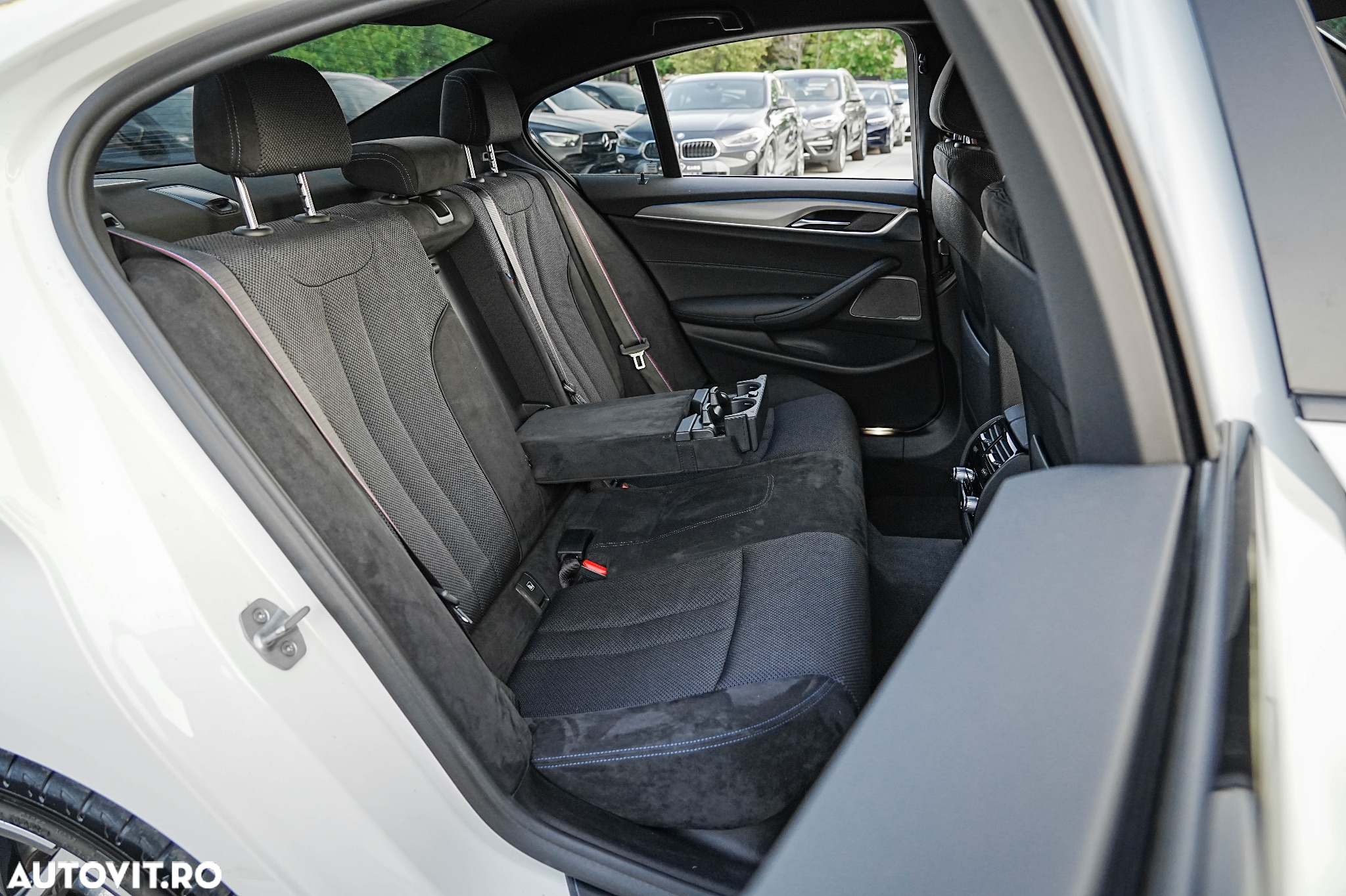 BMW Seria 5 545e xDrive Aut. - 27