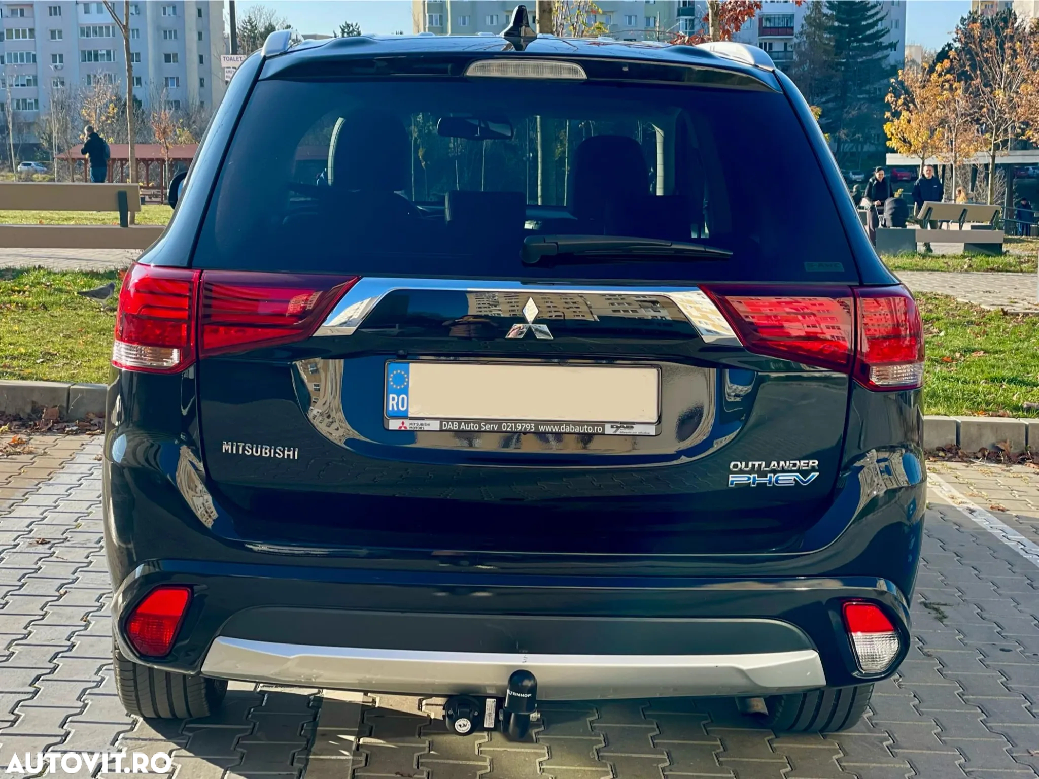 Mitsubishi Outlander - 9