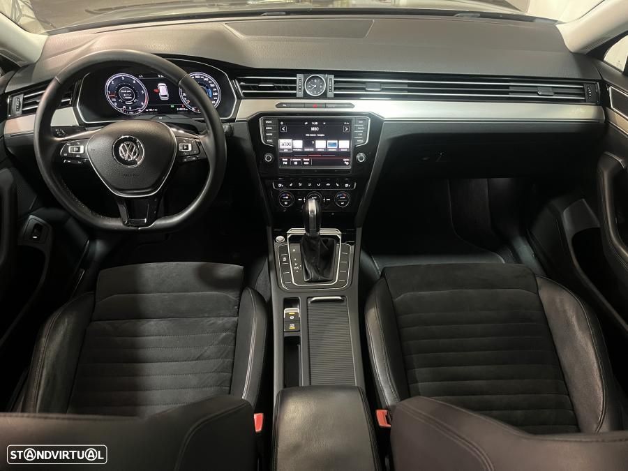 VW Passat Variant 2.0 TDi Highline DSG - 26