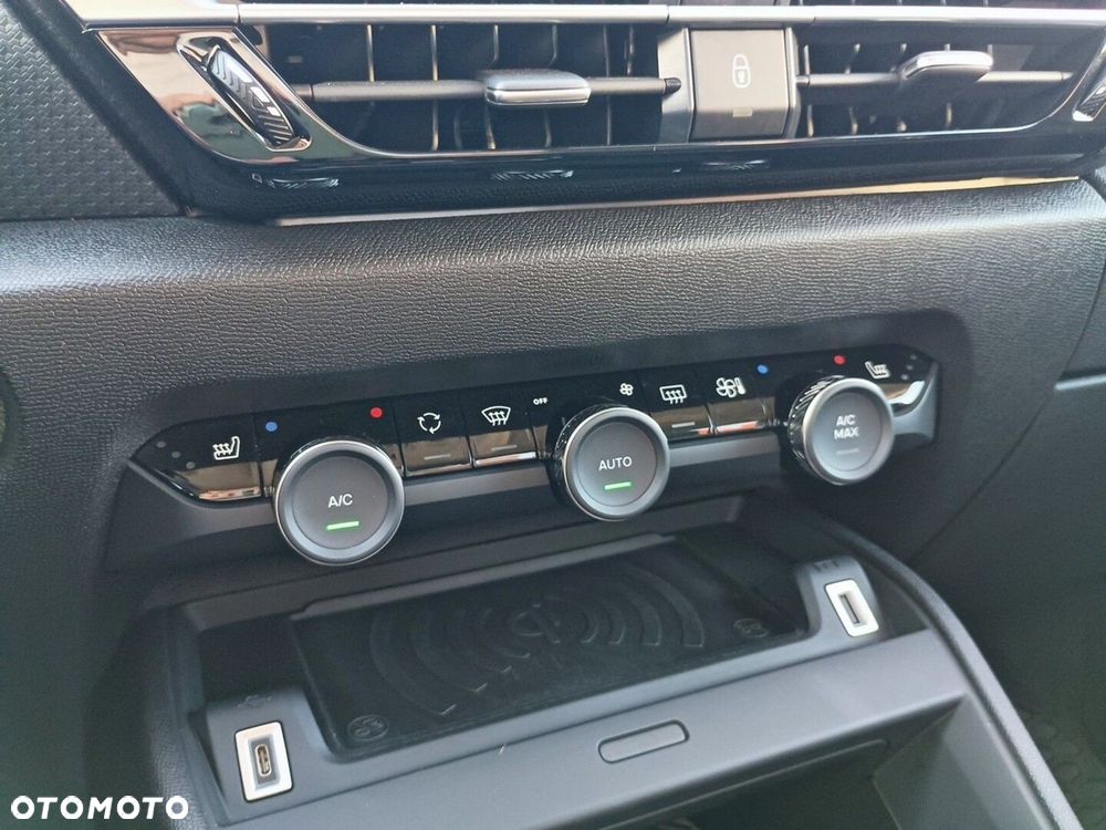 Citroën C4X 1.2 PureTech Max S&S EAT8 - 25