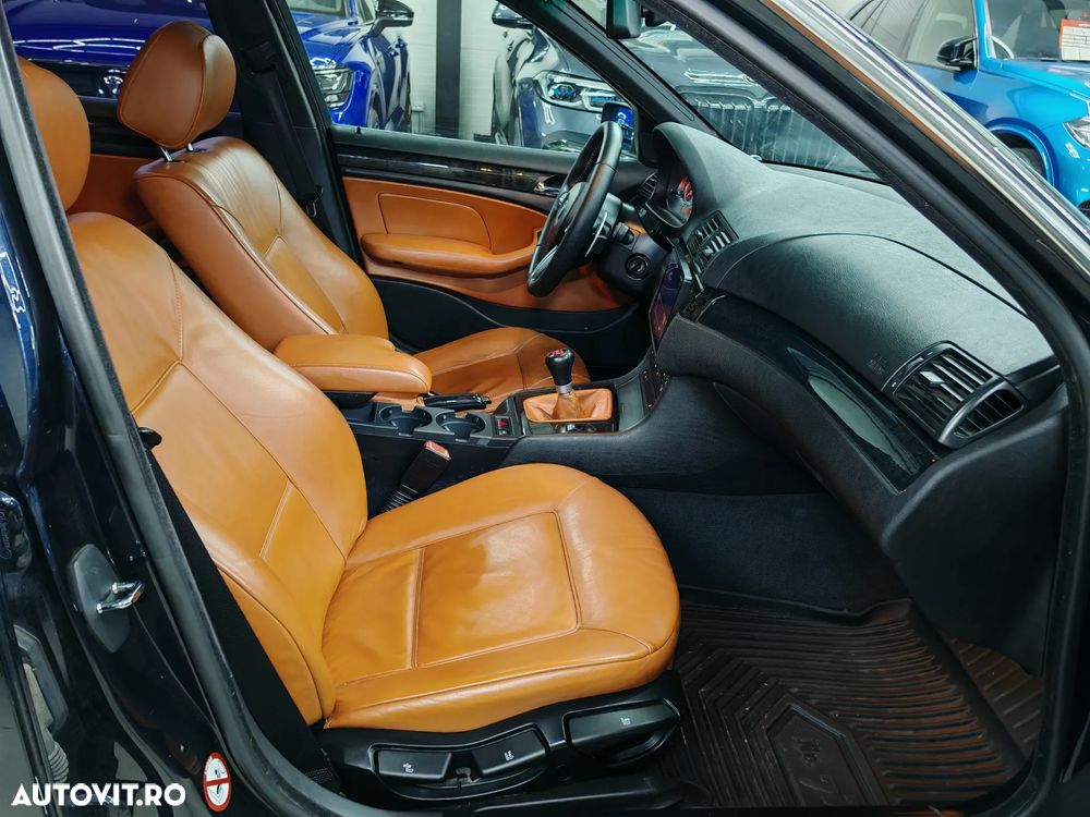 BMW Seria 3 318i Touring Edition Exclusive - 9