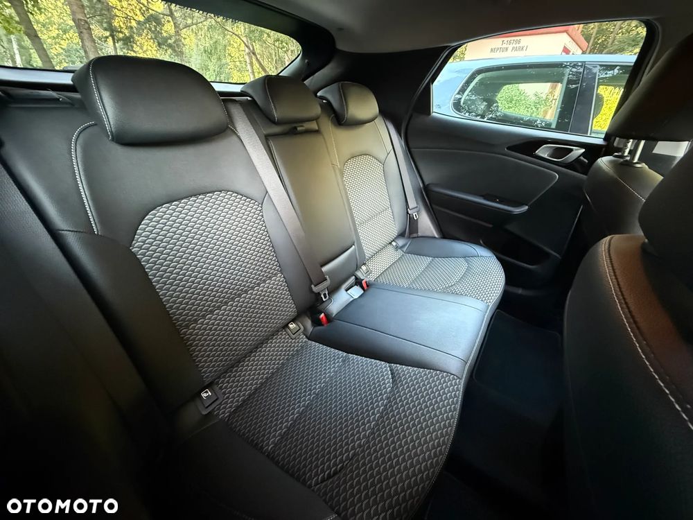 Kia XCeed 1.5 T-GDI OPF JBL Sound Edition - 24
