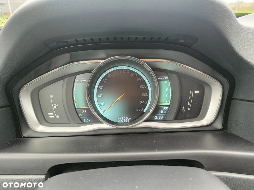 Volvo V70 D3 Geartronic Edition - 13