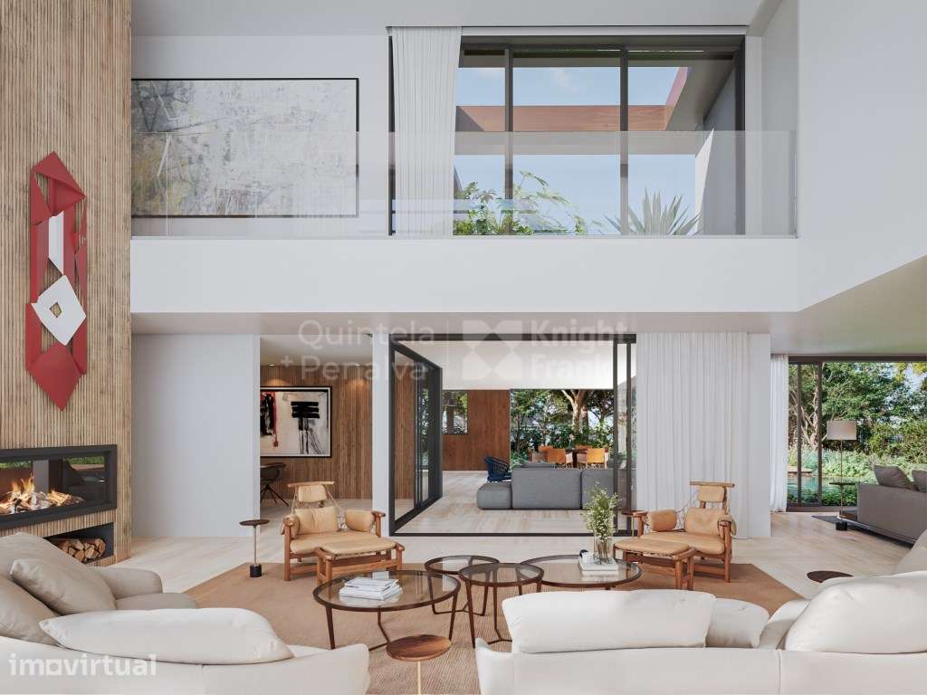 Moradia Triplex T5 +1 com Jardim e Piscina em Birre, Cascais - Grande imagem: 3/27