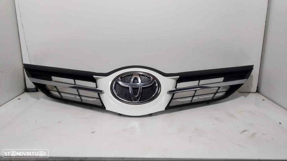 GRELHA DO RADIADOR FRONTAL TOYOTA AURIS E18 - 1
