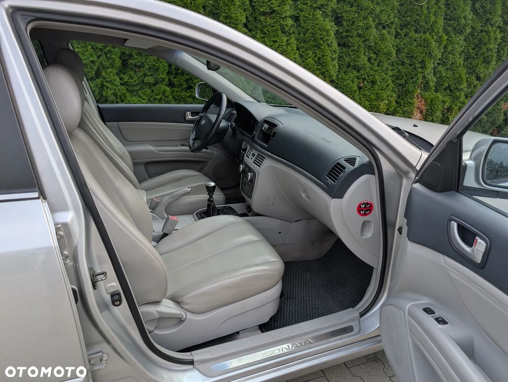 Hyundai Sonata 2.4 GLS Premium (lea) - 26