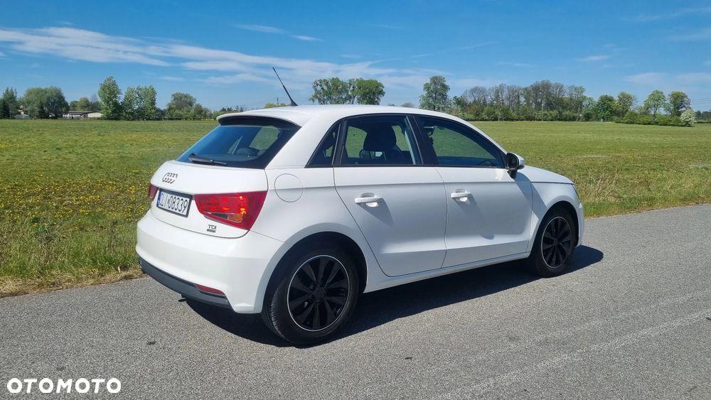 Audi A1 Sportback 1.4 TDI (ultra) sport - 4