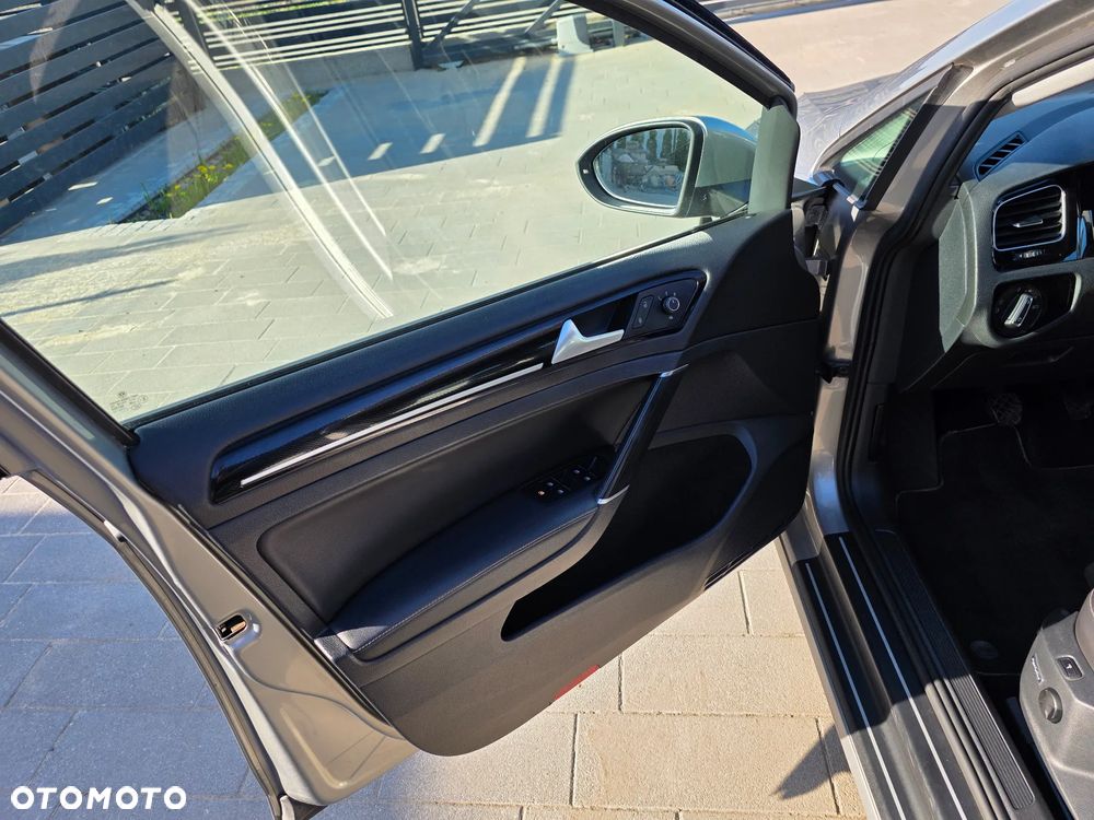 Volkswagen Golf 1.4 TSI BMT Highline - 16
