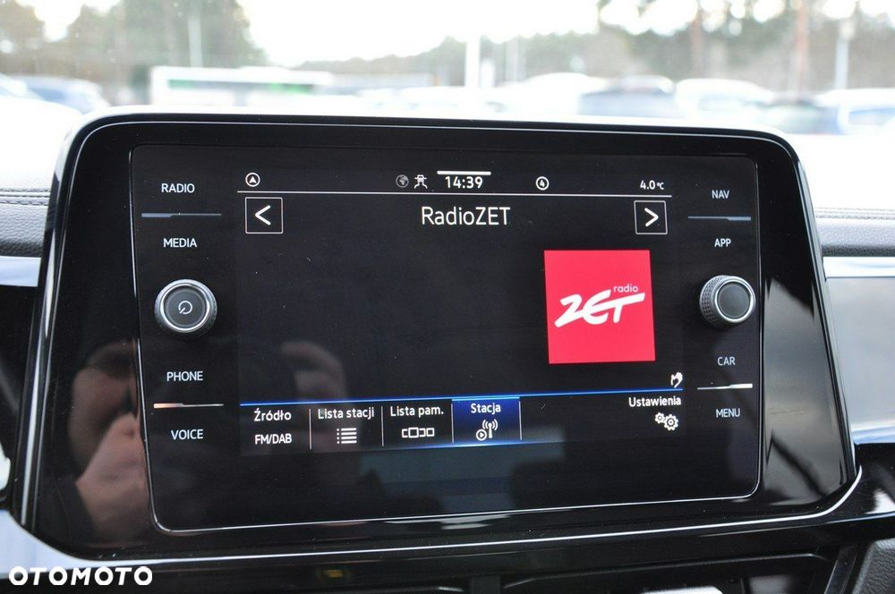 Volkswagen T-Roc - 19