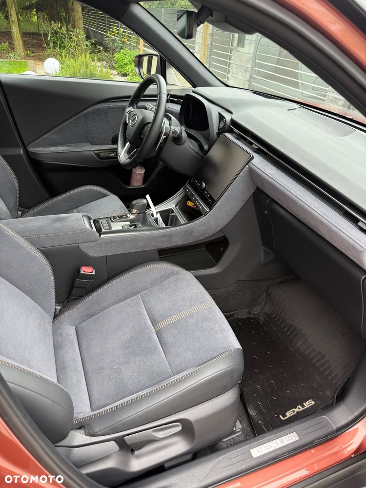 Lexus LBX 1.5 Hybrid Cool - 9