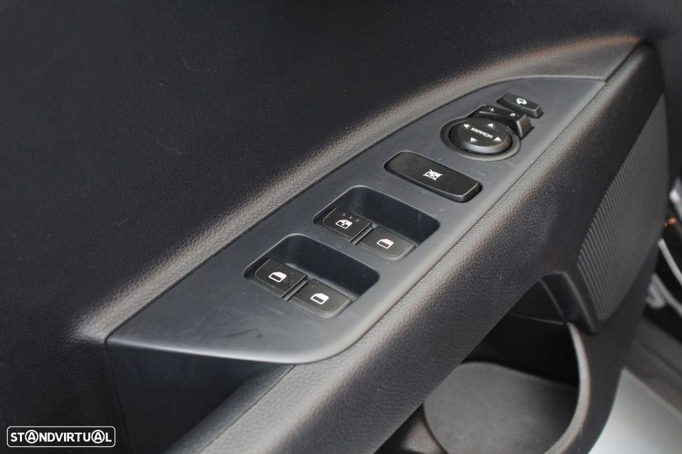 Kia Stonic 1.0 T-GDI Drive - 25