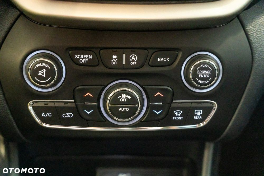 Jeep Cherokee 2.0 Multijet Limited - 19