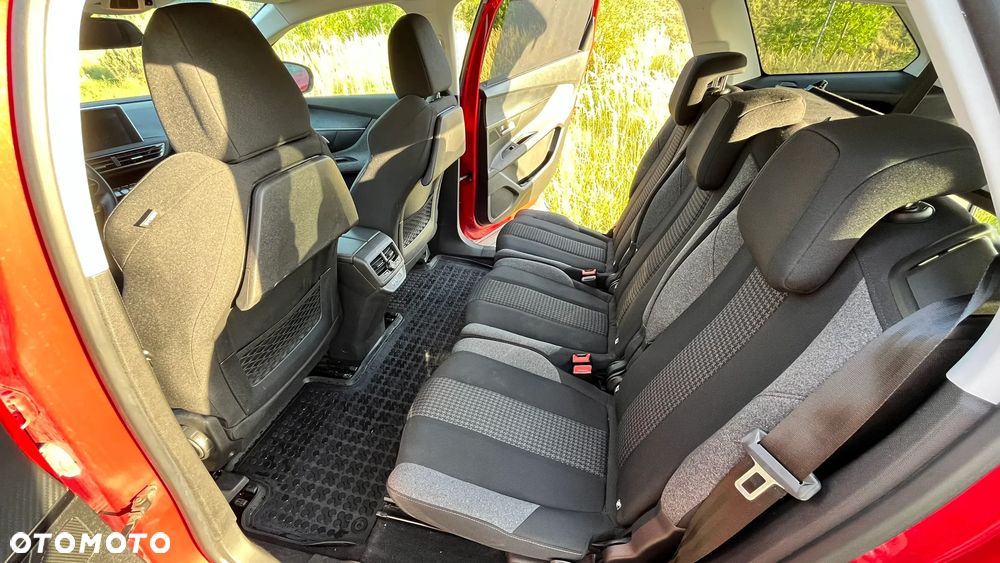 Peugeot 5008 1.5 BlueHDi Active S&S EAT8 - 23