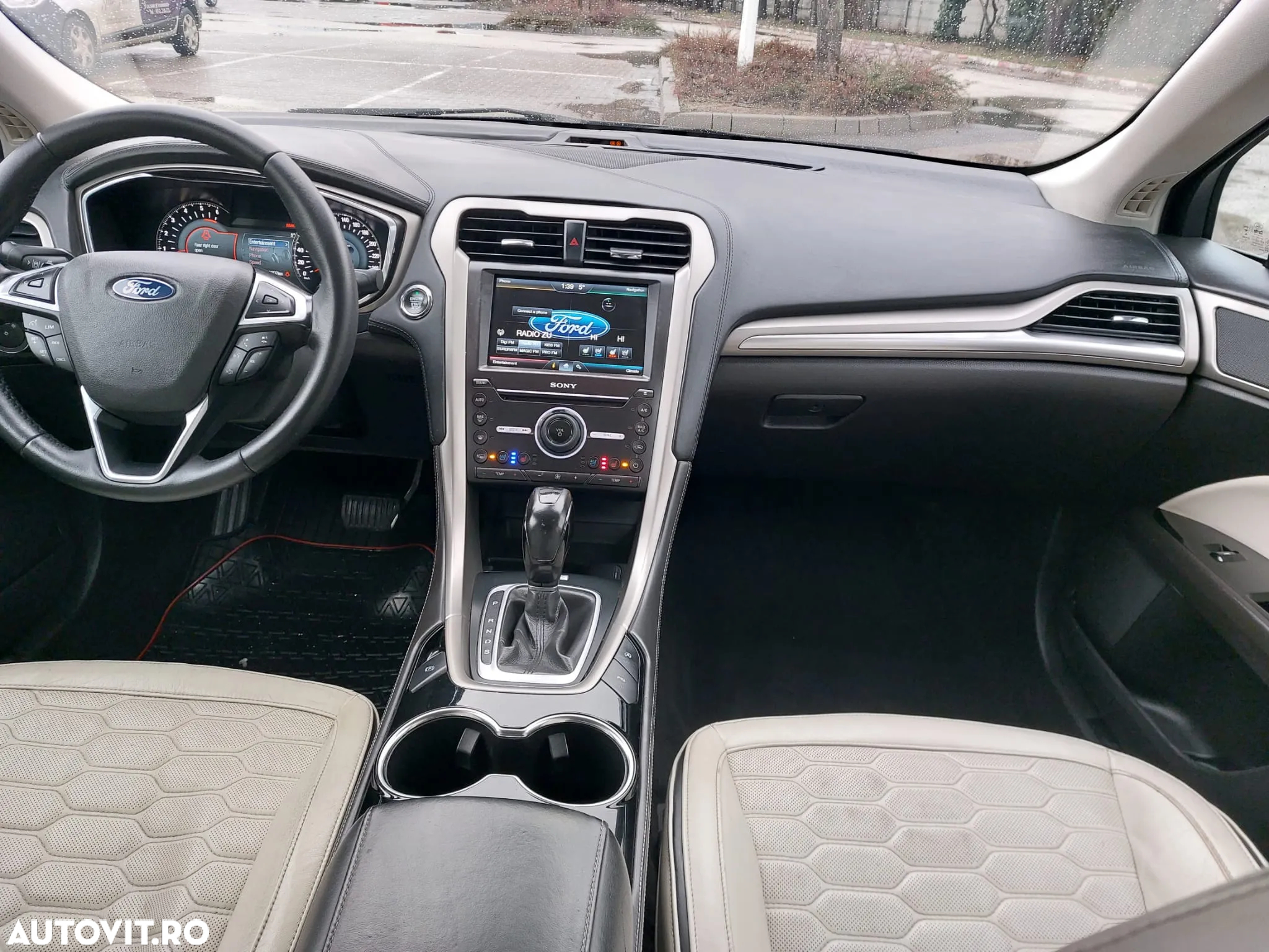 Ford Mondeo 2.0 TDCi Powershift Titanium - 2
