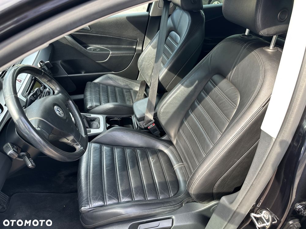 Volkswagen Passat 2.0 TDI DPF Comfortline - 15