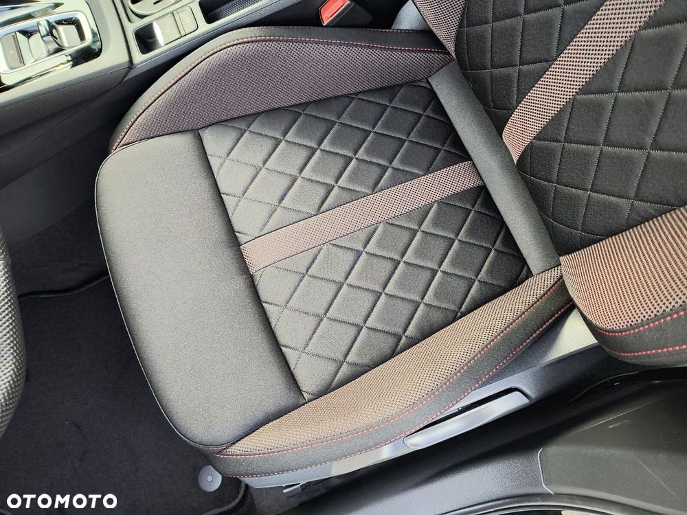 Skoda Octavia 2.0 TSI RS DSG - 12