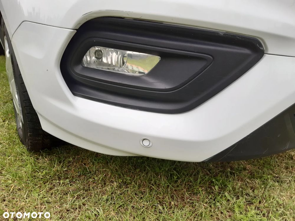 Ford Transit Custom - 11