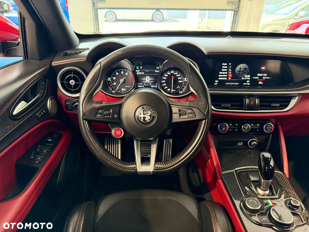 Alfa Romeo Stelvio 2.9 V6 Bi-Turbo Quadrifoglio Q4 - 19